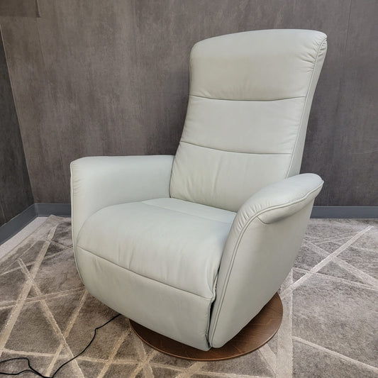 Stressless Mike (Medium) {Power Recliner}