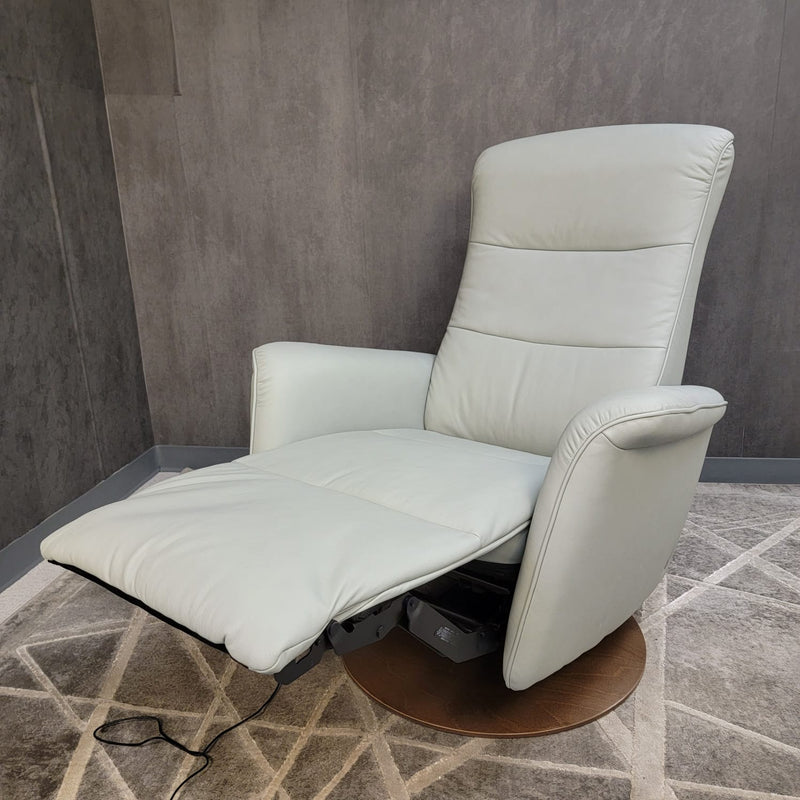 Stressless Mike (Medium) {Power Recliner}