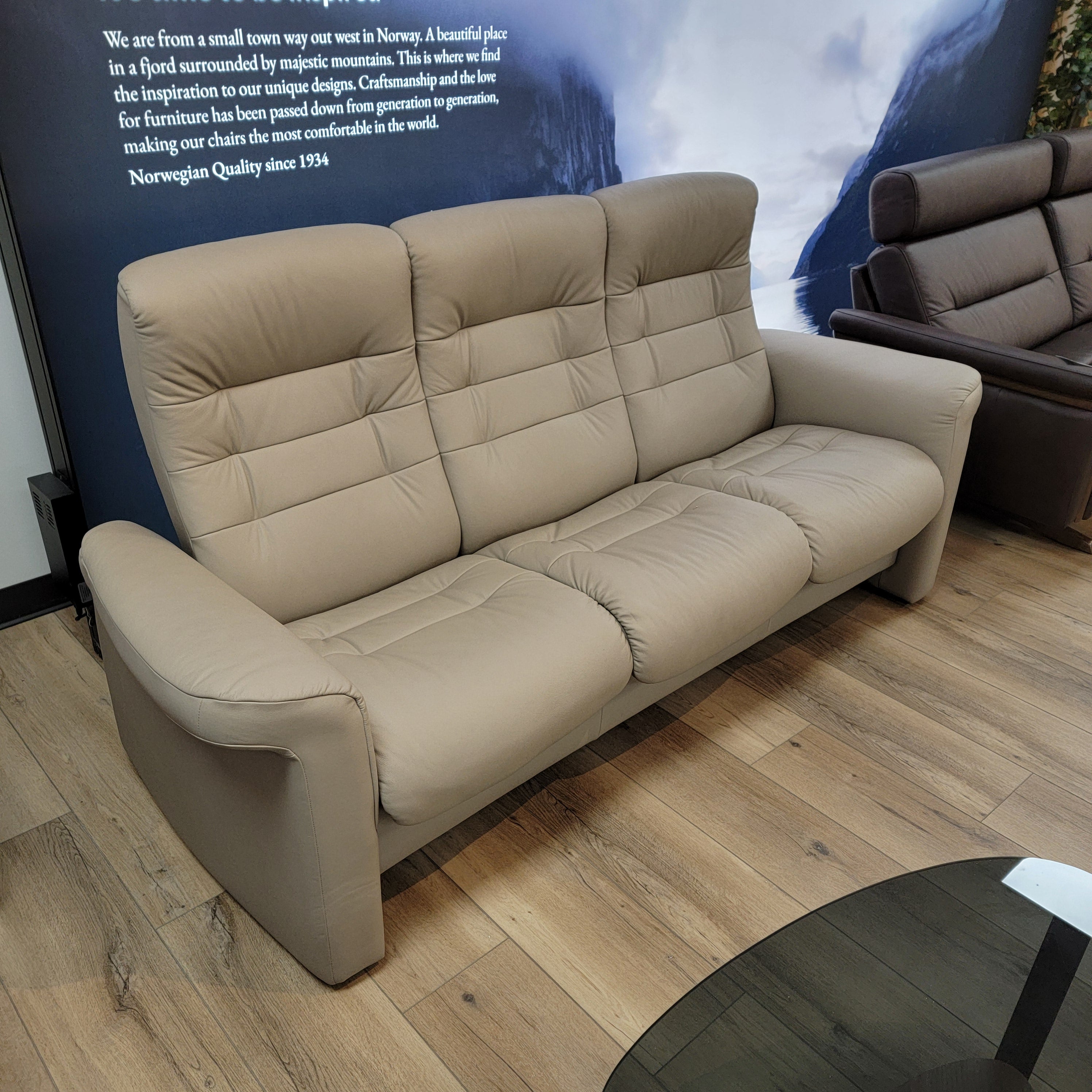 Stressless Sapphire (Sofa) – SL Recliners