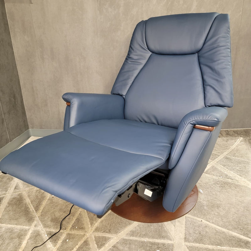 Stressless Max (Large) {Power Recliner}