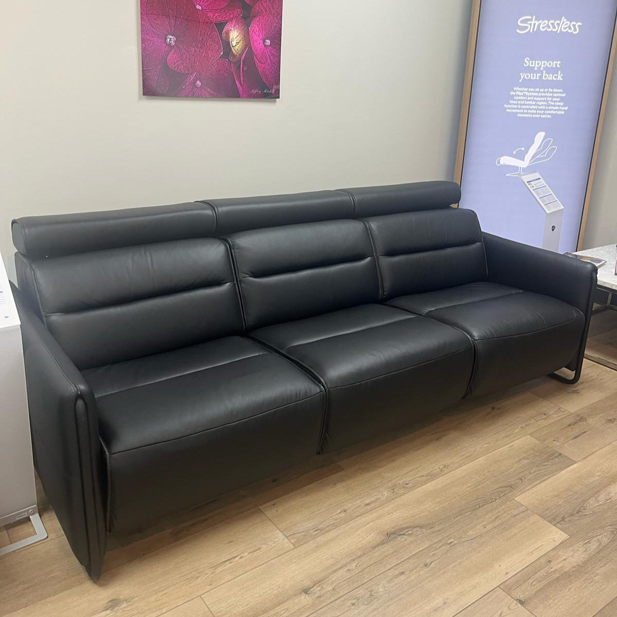 Stressless Emily V2 {3 Seat Power Sofa}