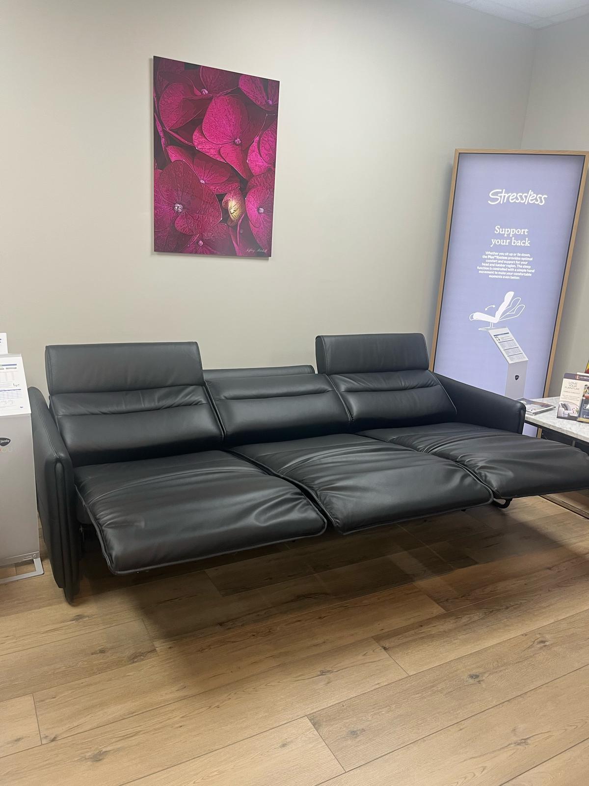 Stressless Emily V2 {3 Seat Power Sofa}