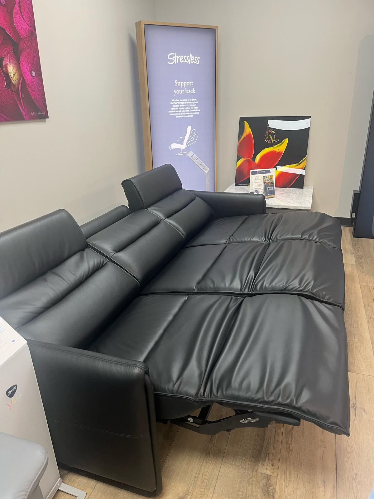 Stressless Emily V2 {3 Seat Power Sofa}