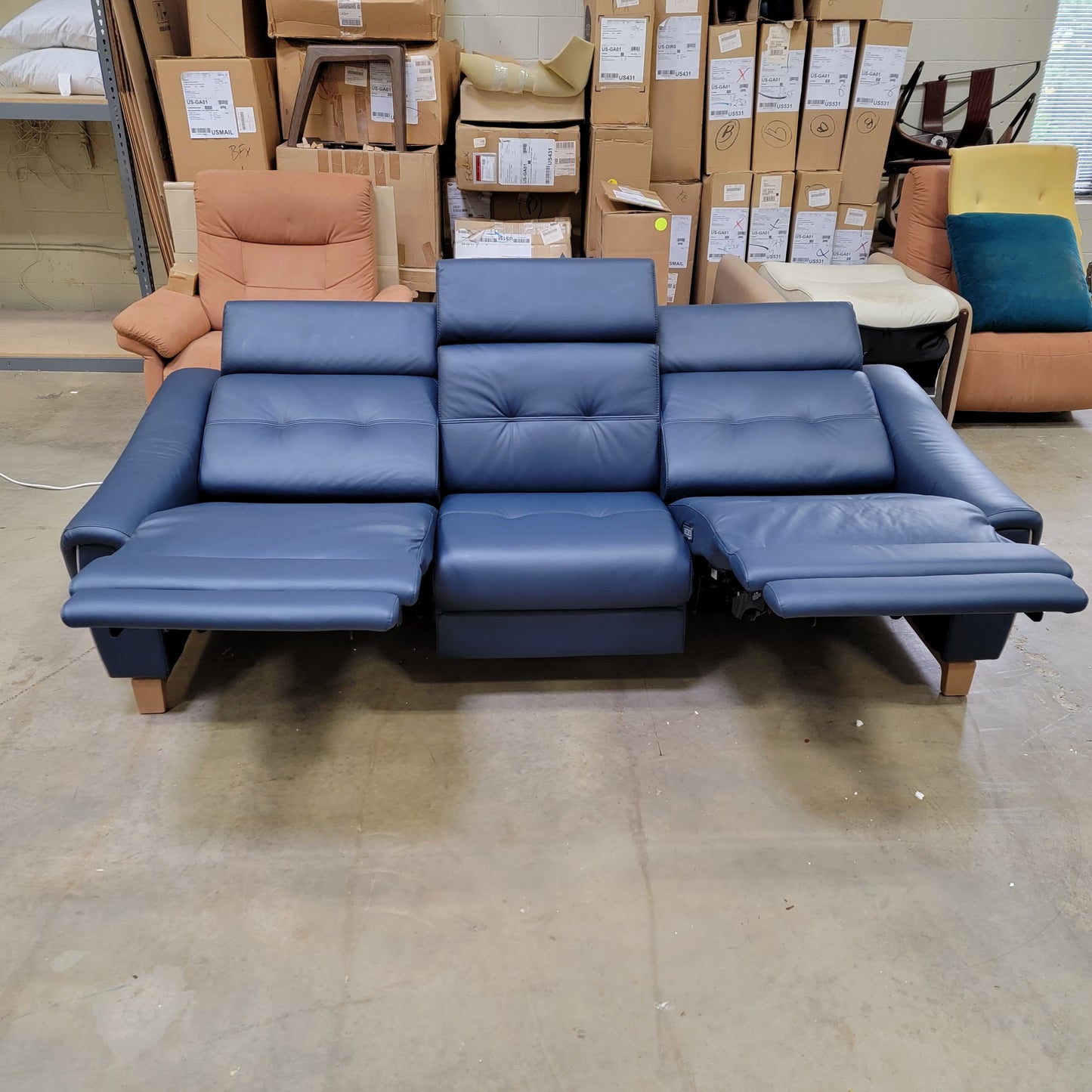 Stressless Anna {Sofa with 2 Power Seats}