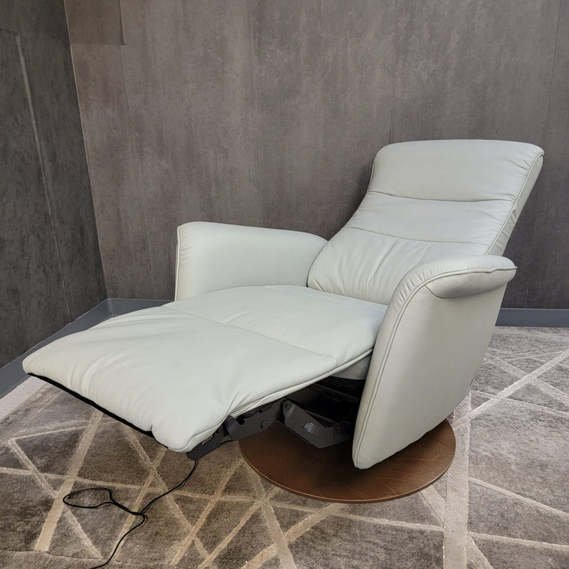 Stressless Mike (Medium) {Power Recliner}