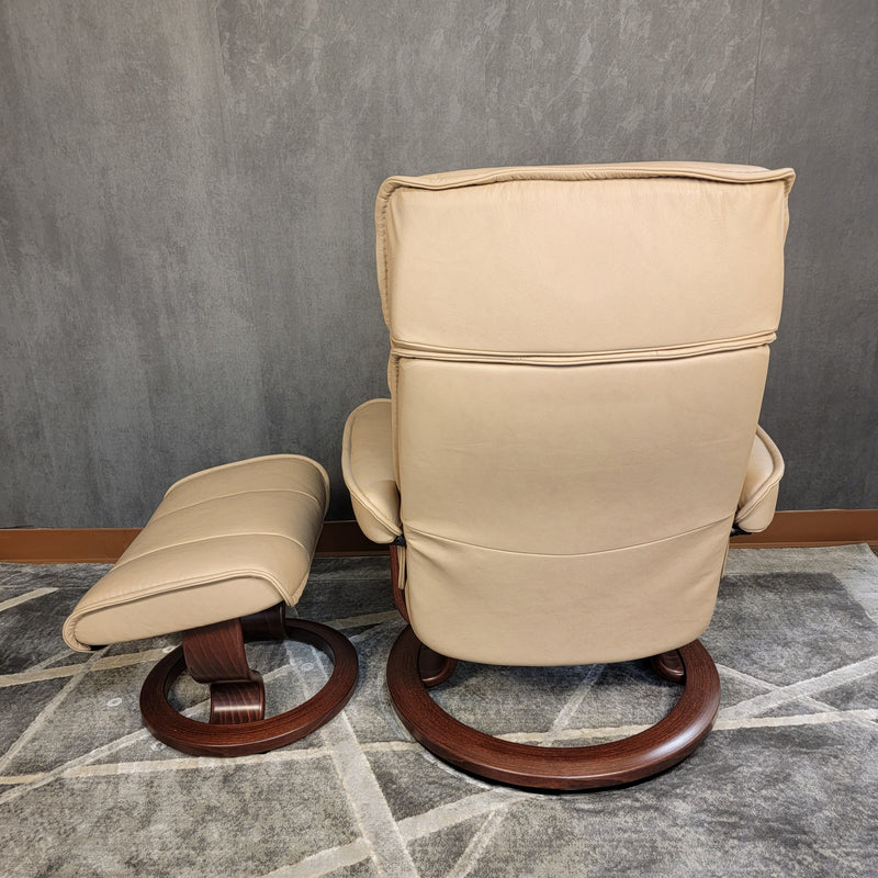 Stressless Admiral (Medium)