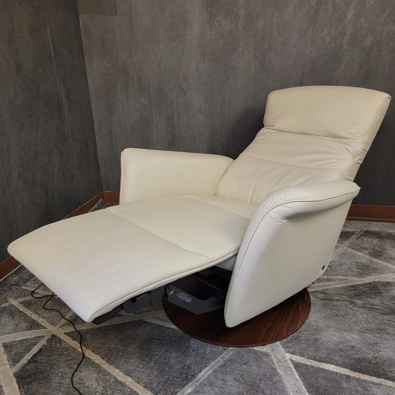 Stressless Mike (Medium) {Power Recliner}