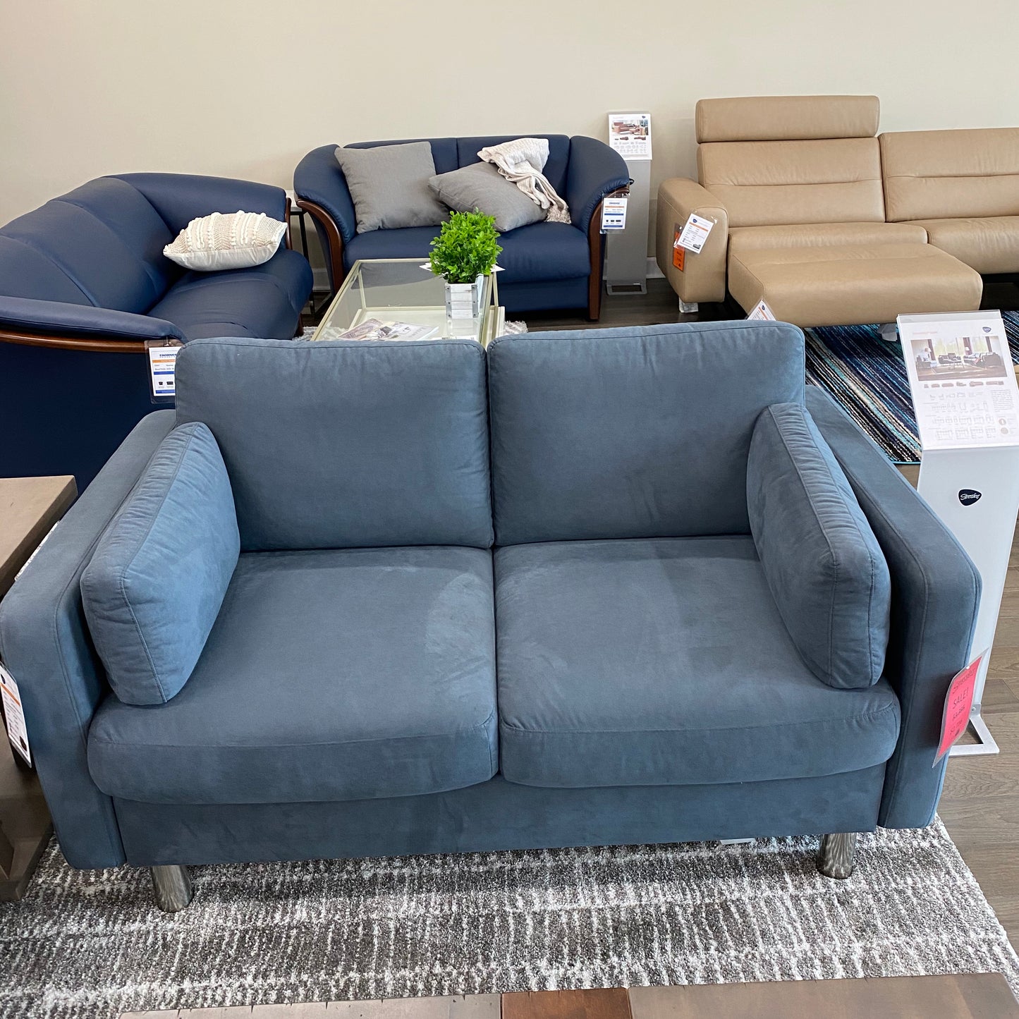 Stressless E600 (Loveseat)