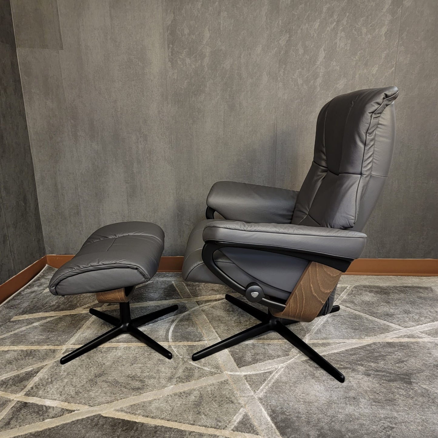 Stressless Mayfair (Medium) (Cross Base)