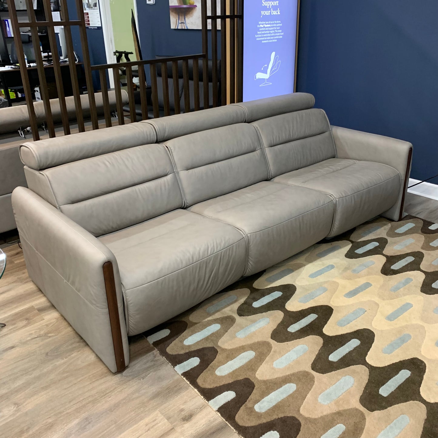 Stressless Emily {3 Seat Power Sofa}