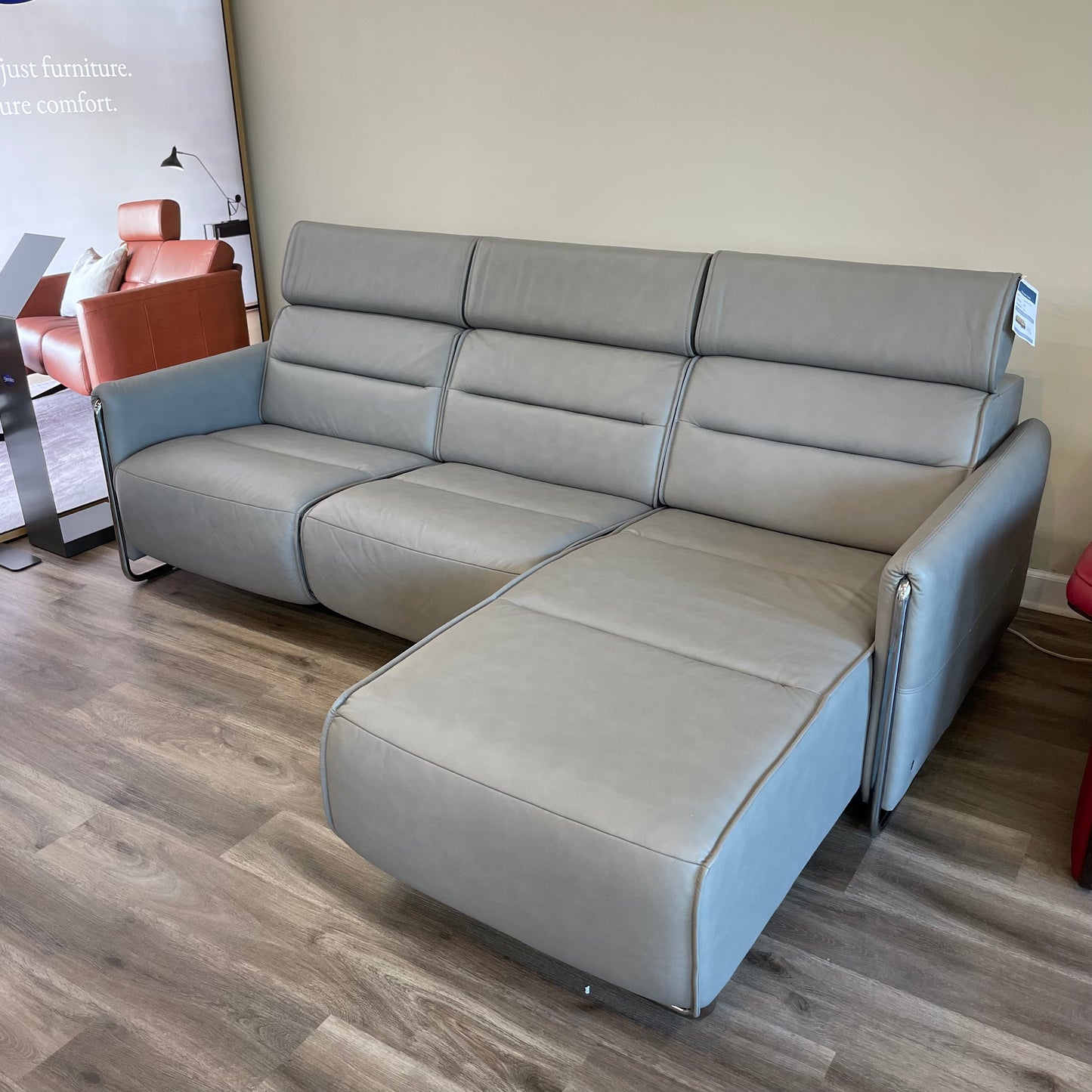 Stressless Emily {3 Seat Power Sofa}
