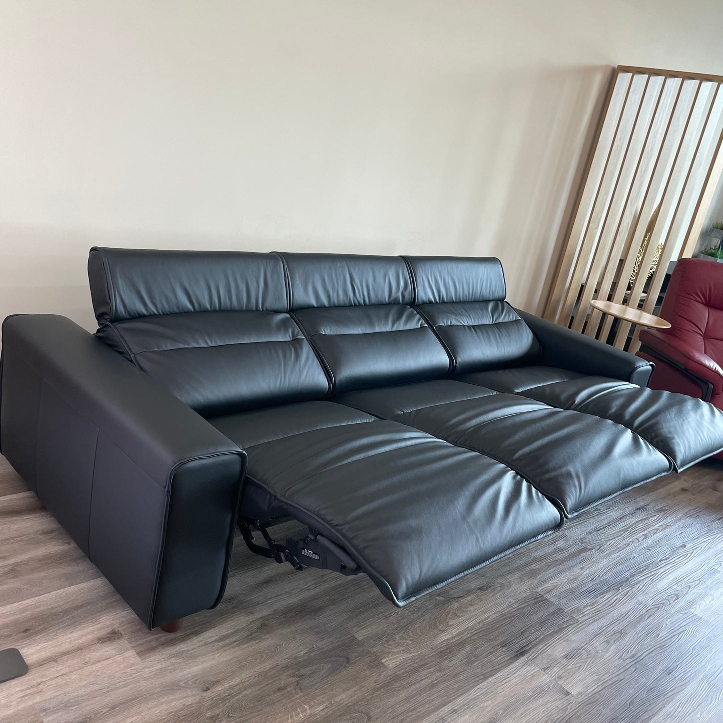 Stressless Emily - Wide Arms {3 Seat Power Sofa}