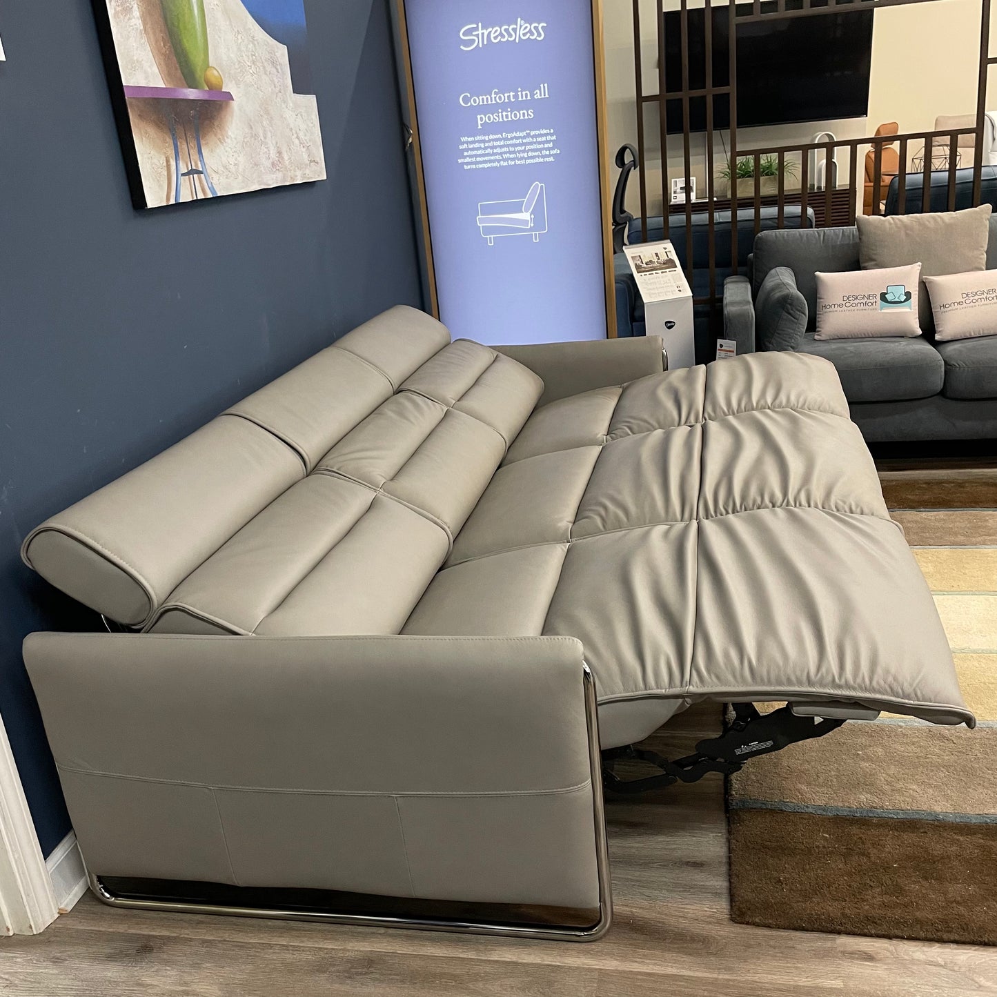 Stressless Emily {3 Seat Power Sofa}