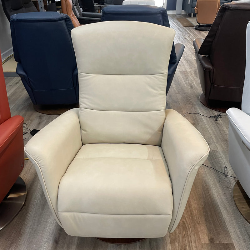 Stressless Mike (Medium) {Power Recliner}