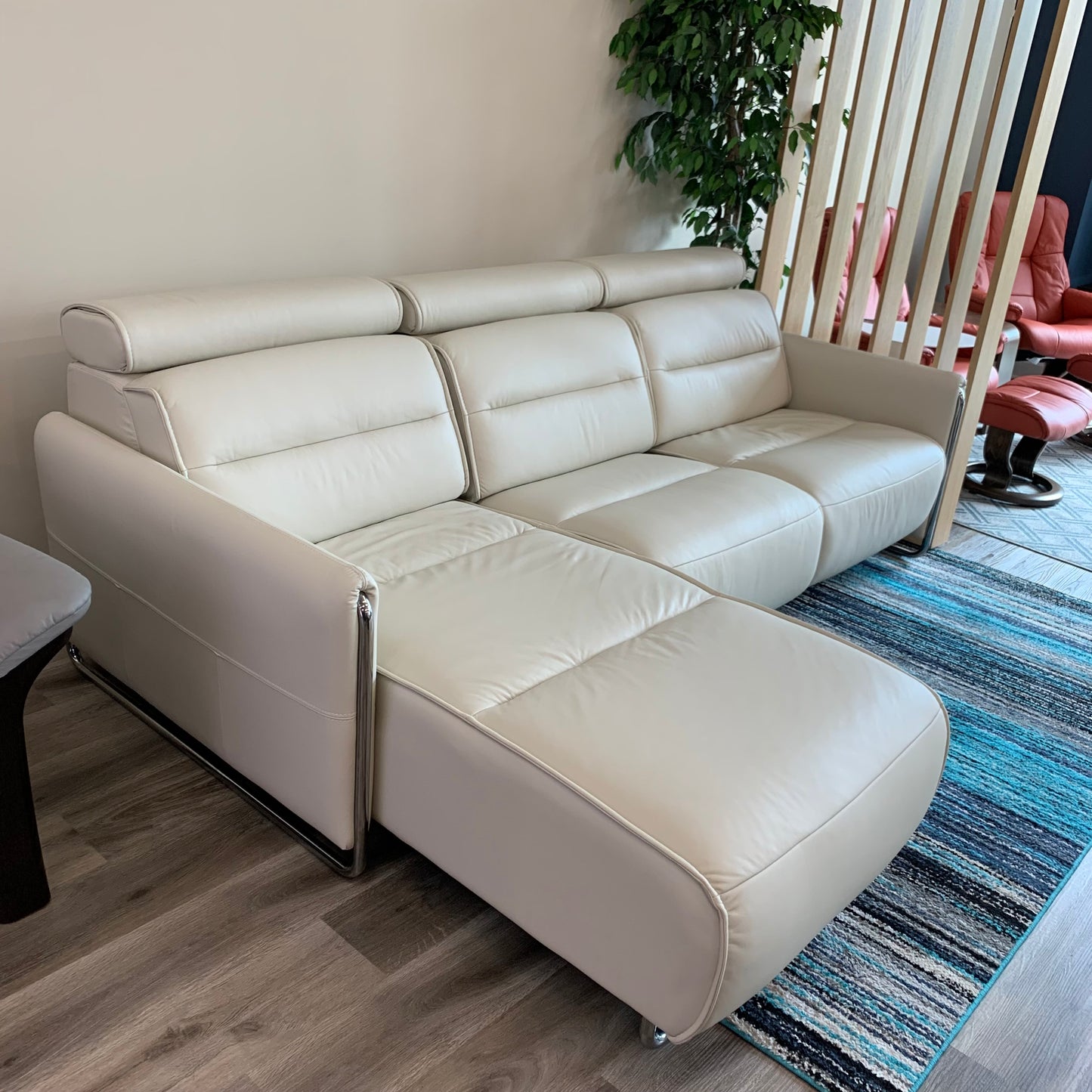 Stressless Emily {3 Seat Power Sofa}