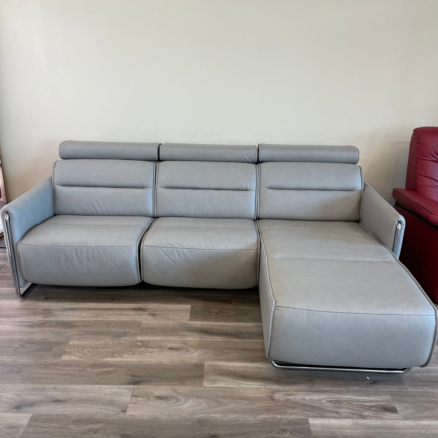 Stressless Emily {3 Seat Power Sofa}