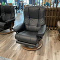 Stressless Mayfair (Medium) {Classic Power Base}