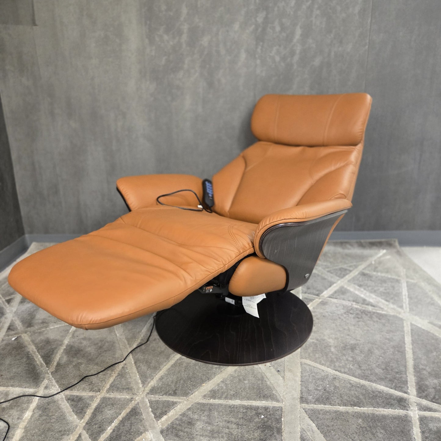 Stressless Adam {Power Recliner}