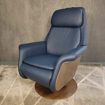 Stressless Sam {Power Recliner}
