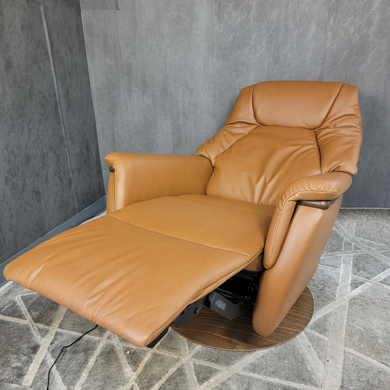 Stressless Max (Medium) {Power Recliner}