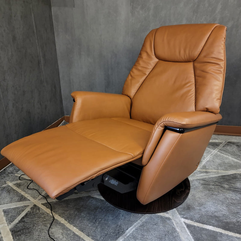 Stressless Max (Medium) {Power Recliner}