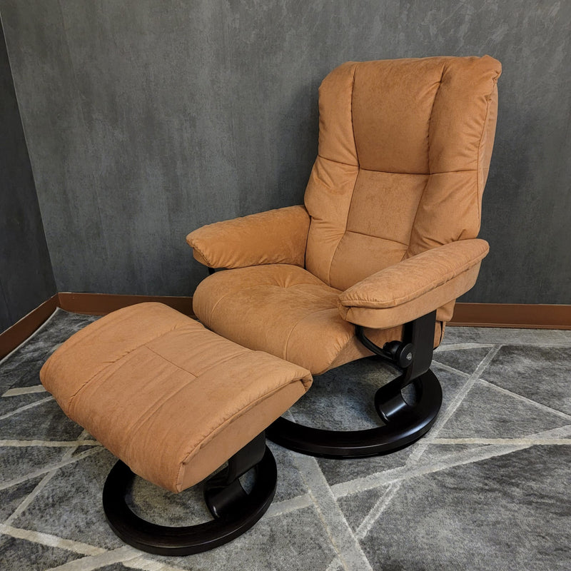 Stressless Mayfair (Medium) {Fabric}