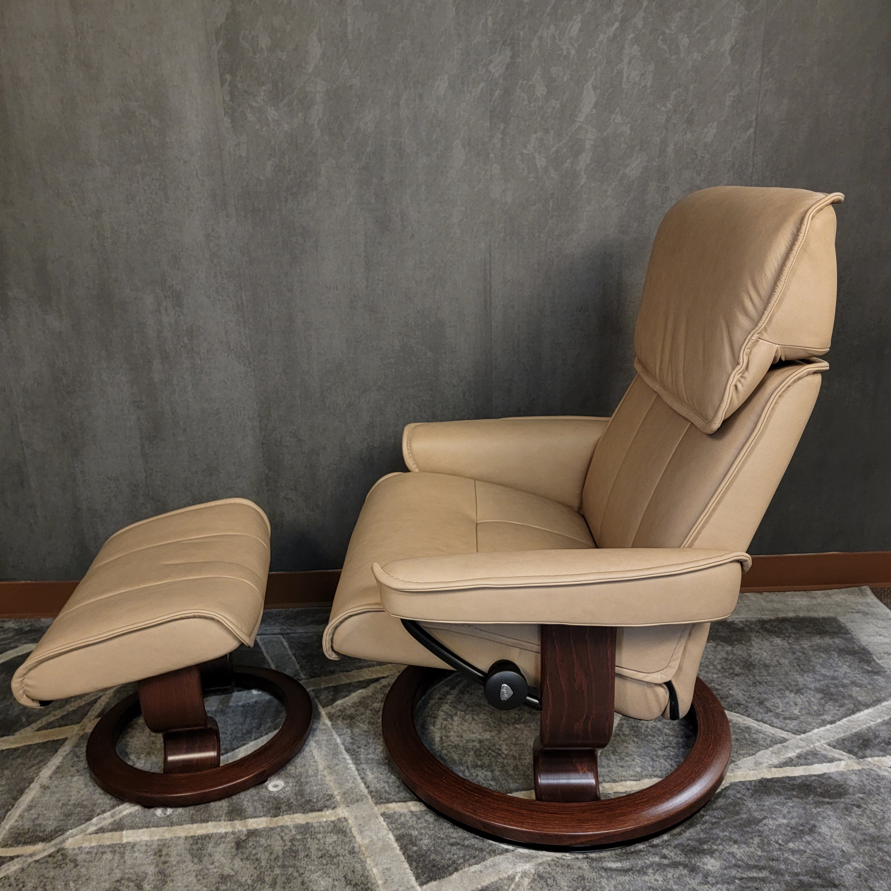 Stressless discount admiral signature