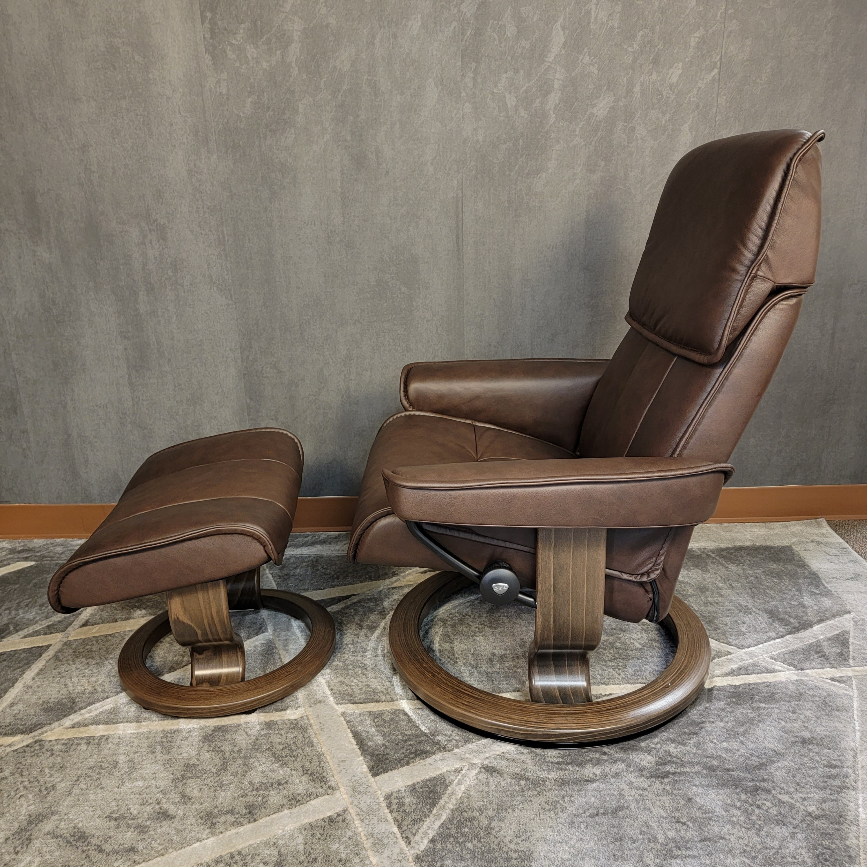 Stressless outlet admiral medium