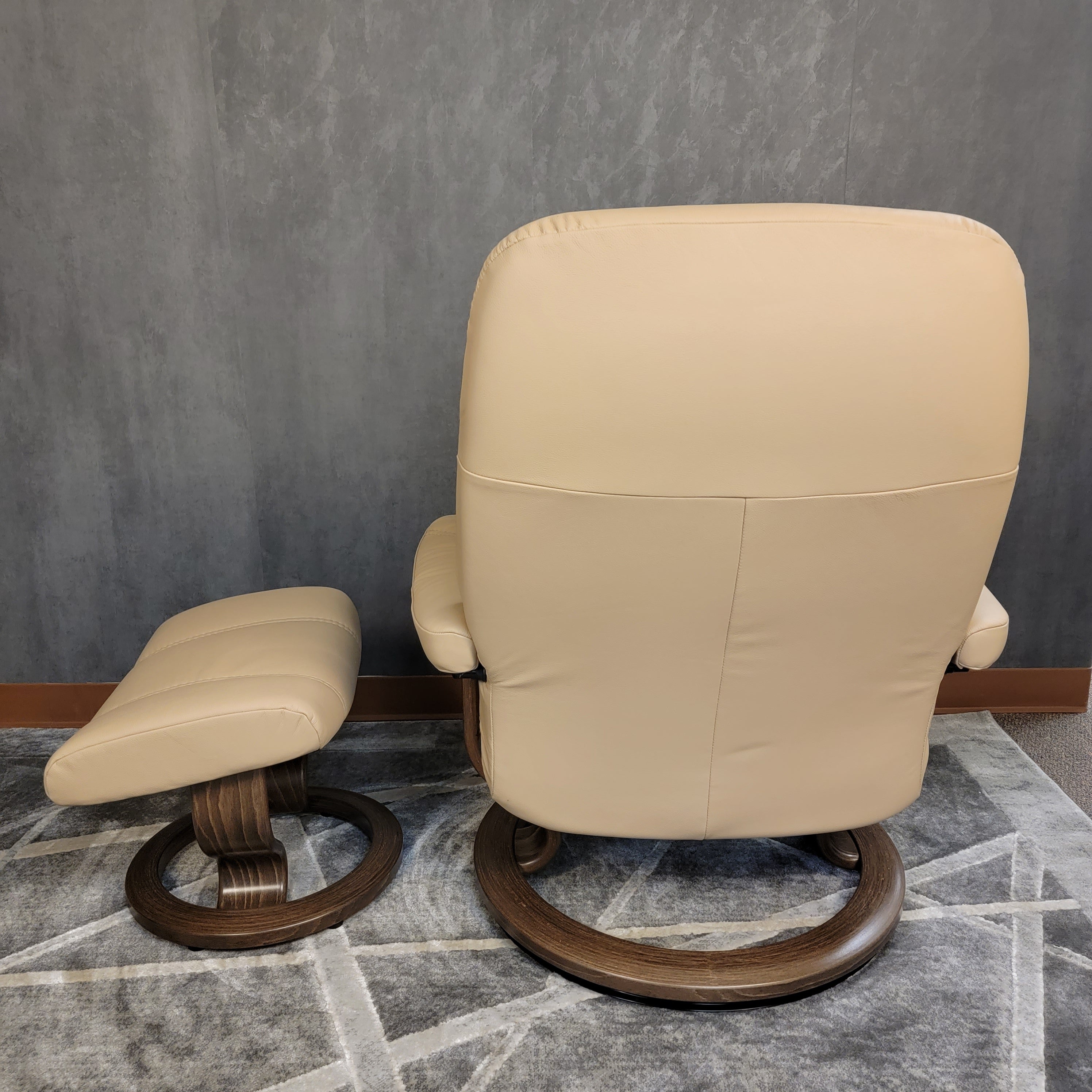 Stressless Consul (Large) – SL Recliners