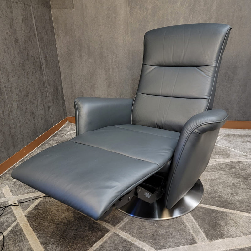 Stressless Mike (Medium) {Power Recliner}