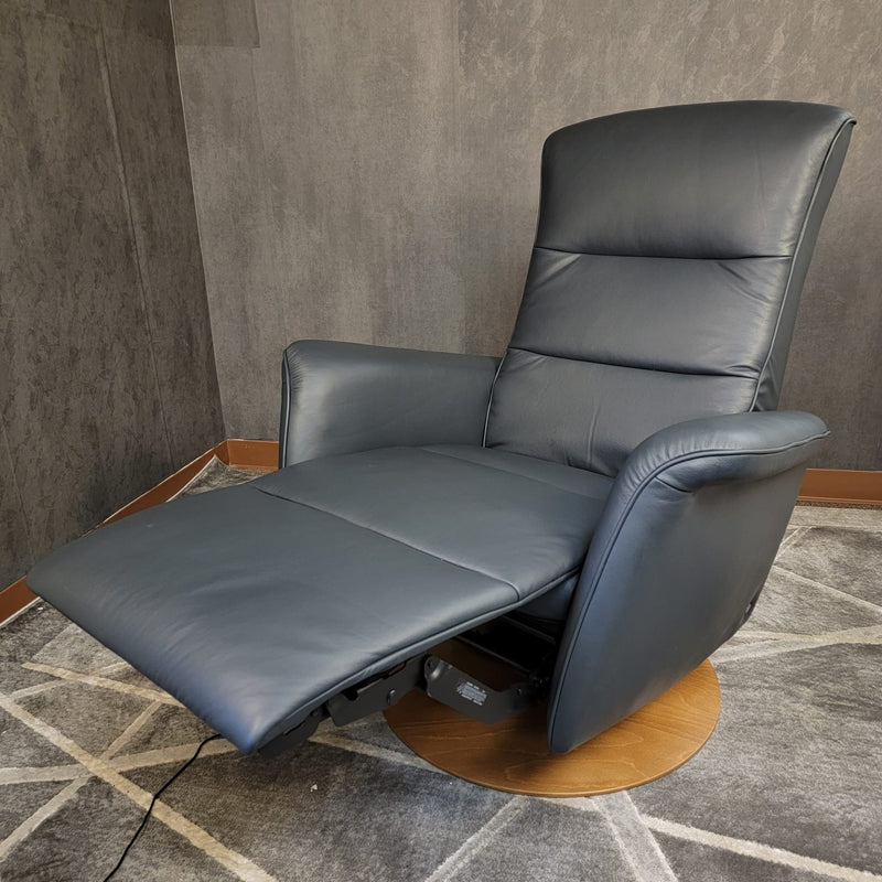 Stressless Mike (Medium) {Power Recliner}