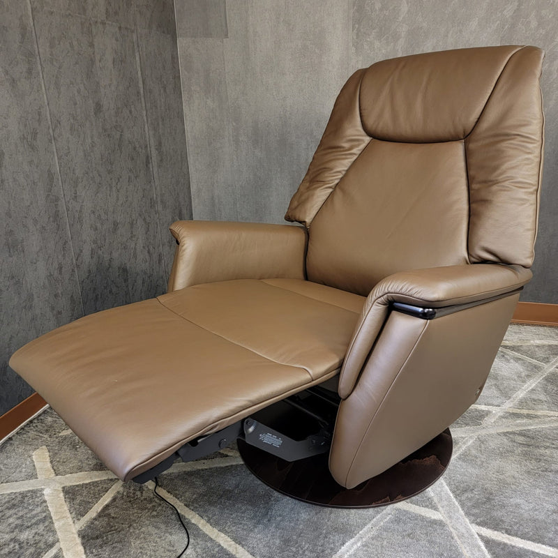 Stressless Max (Large) {Power Recliner}