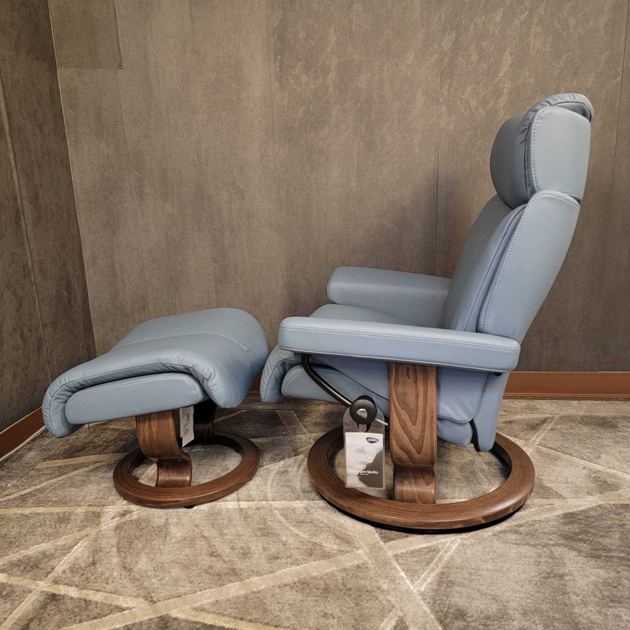 Stressless Magic (Medium) SL Recliners