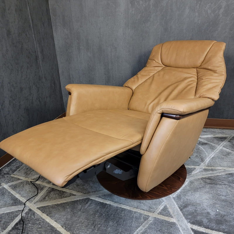 Stressless Max (Medium) {Power Recliner}