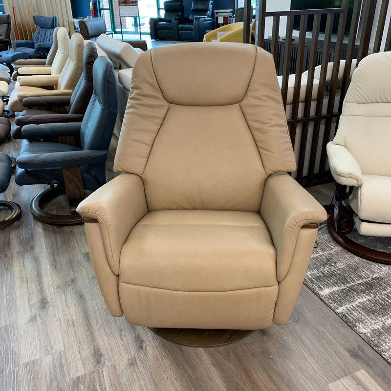 Stressless Max (Large) {Power Recliner}