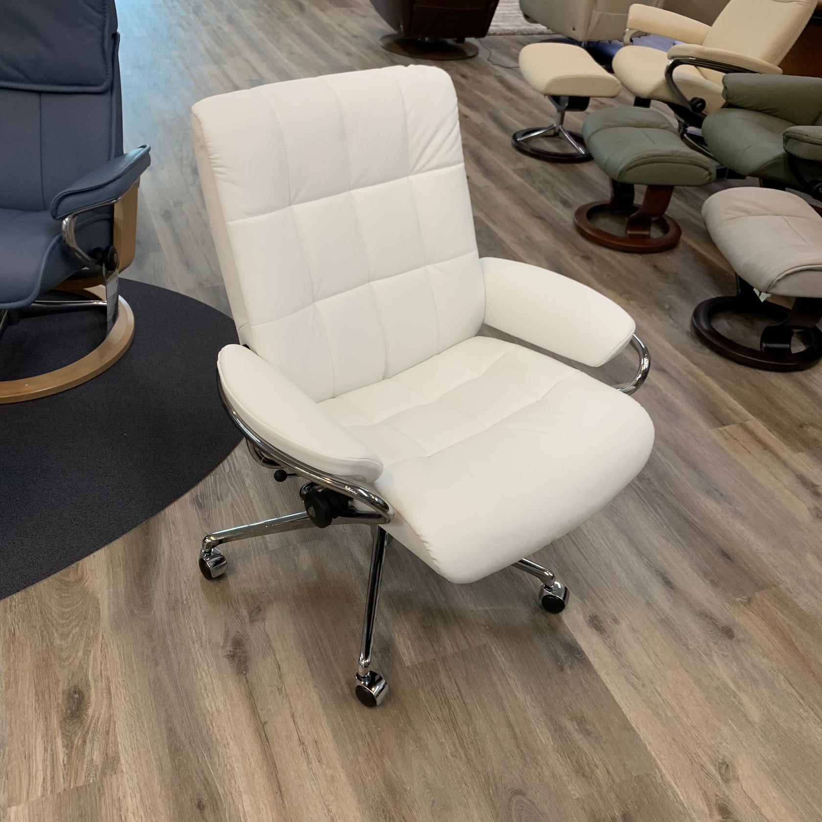 Stressless london office Clearance