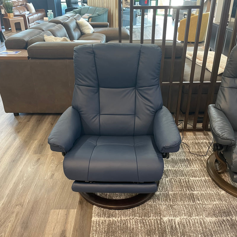 Stressless Mayfair (Large) {Classic Power Base}