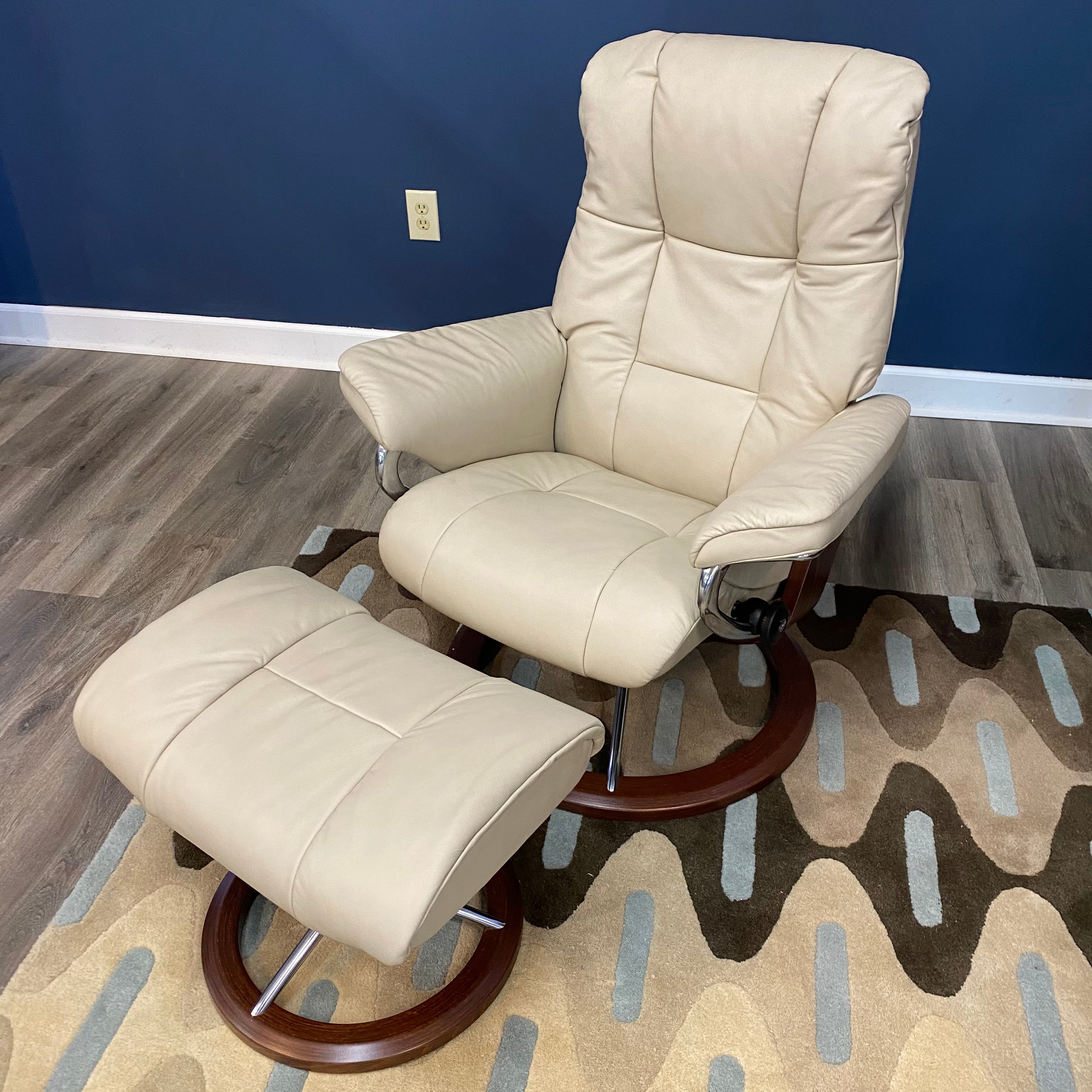 Stressless best sale mayfair small