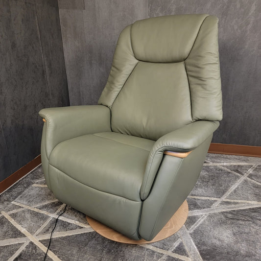 Stressless Max (Large) {Power Recliner}